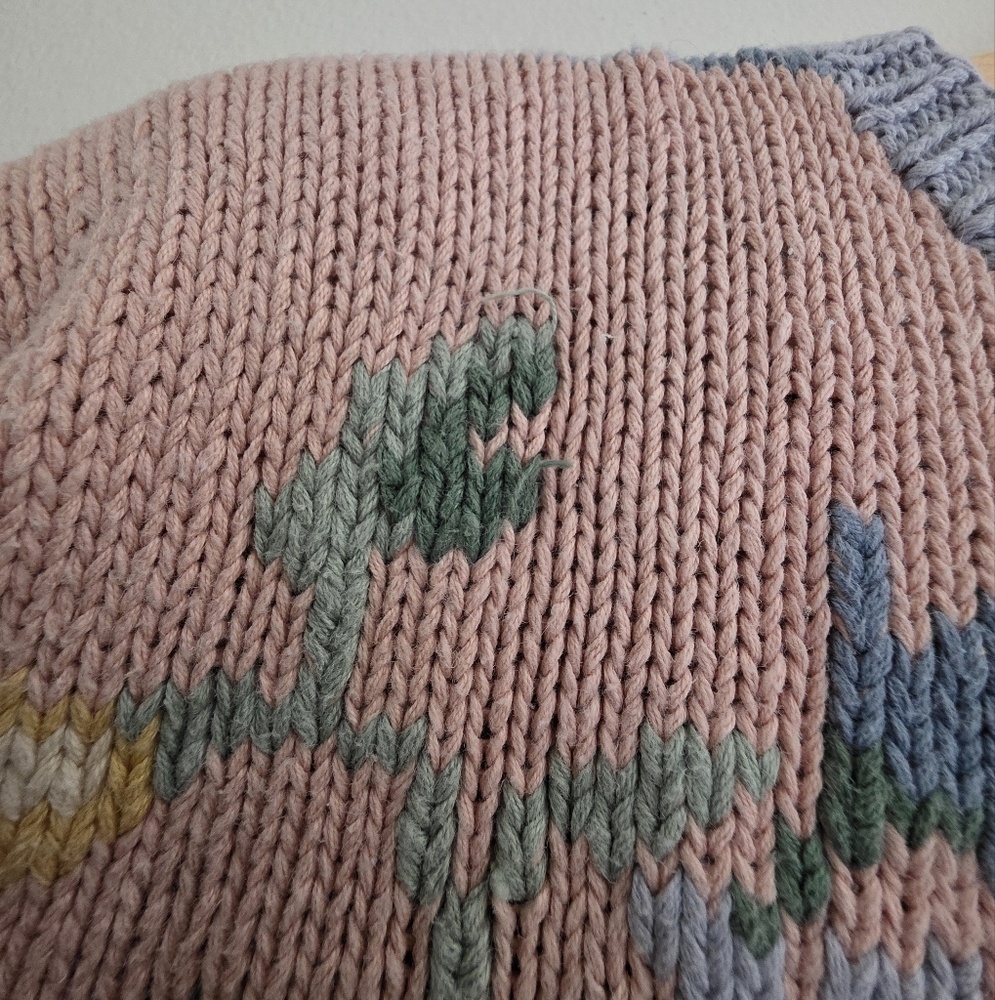 Vintage Evan Picone-Sport Pink and Blue Hand Knit Sweater with Floral Design - Picture 7 of 7